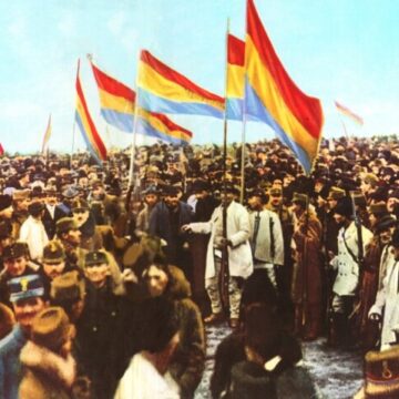 La mulți ani, România! La mulți ani, România!