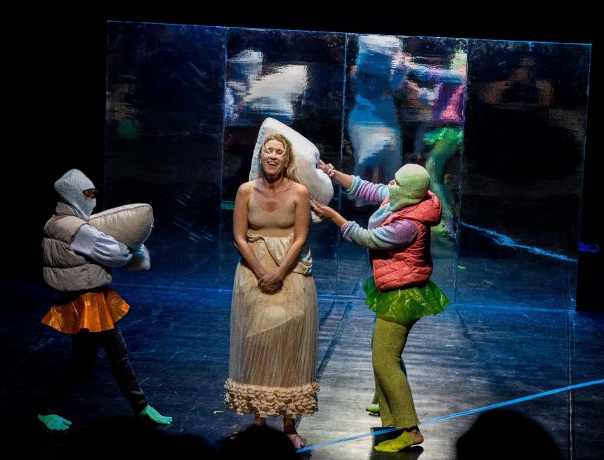 Festivalul ”25 de ore de teatru nonstop”, pregătiri pentru o nouă ediție Festivalul ”25 de ore de teatru nonstop”, pregătiri pentru o nouă ediție