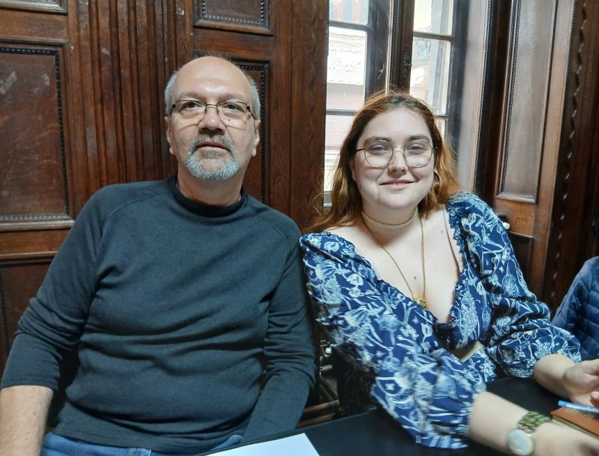 Cenaclu și cenaculum Cenaclu și cenaculum